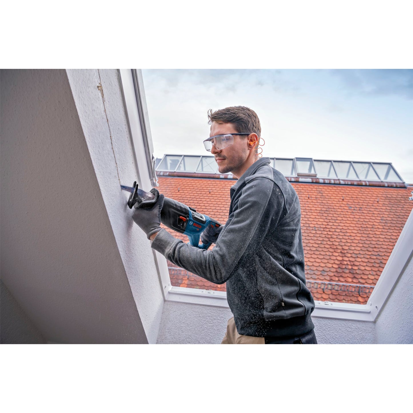 Bosch GSA 18V-28 Cordless Saber Saw