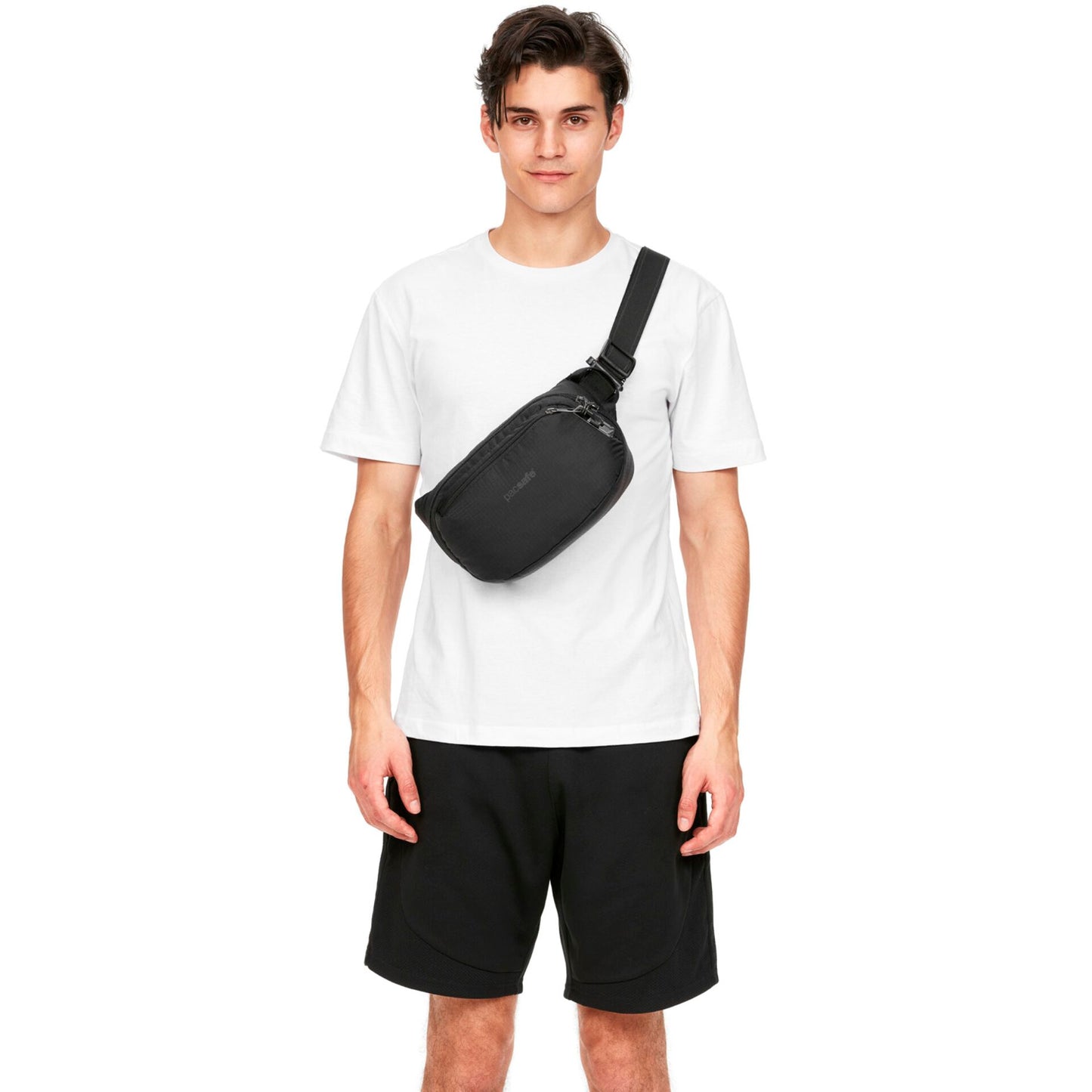 Pacsafe Vibe 100 hip pack jet black