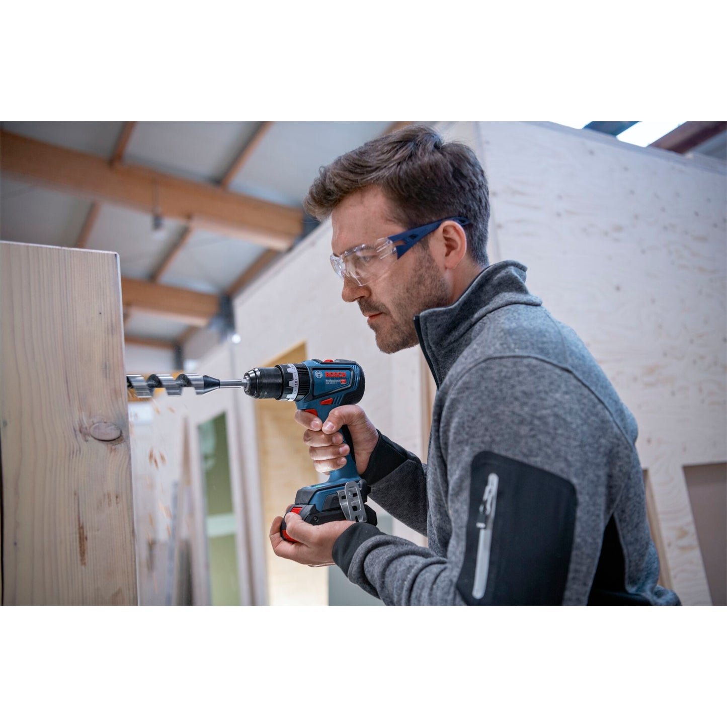 Bosch GSB 18V-90 C Cordless Combi Drill