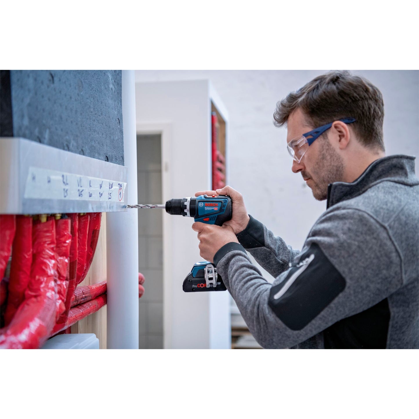 Bosch GSB 18V-90 C Cordless Combi Drill
