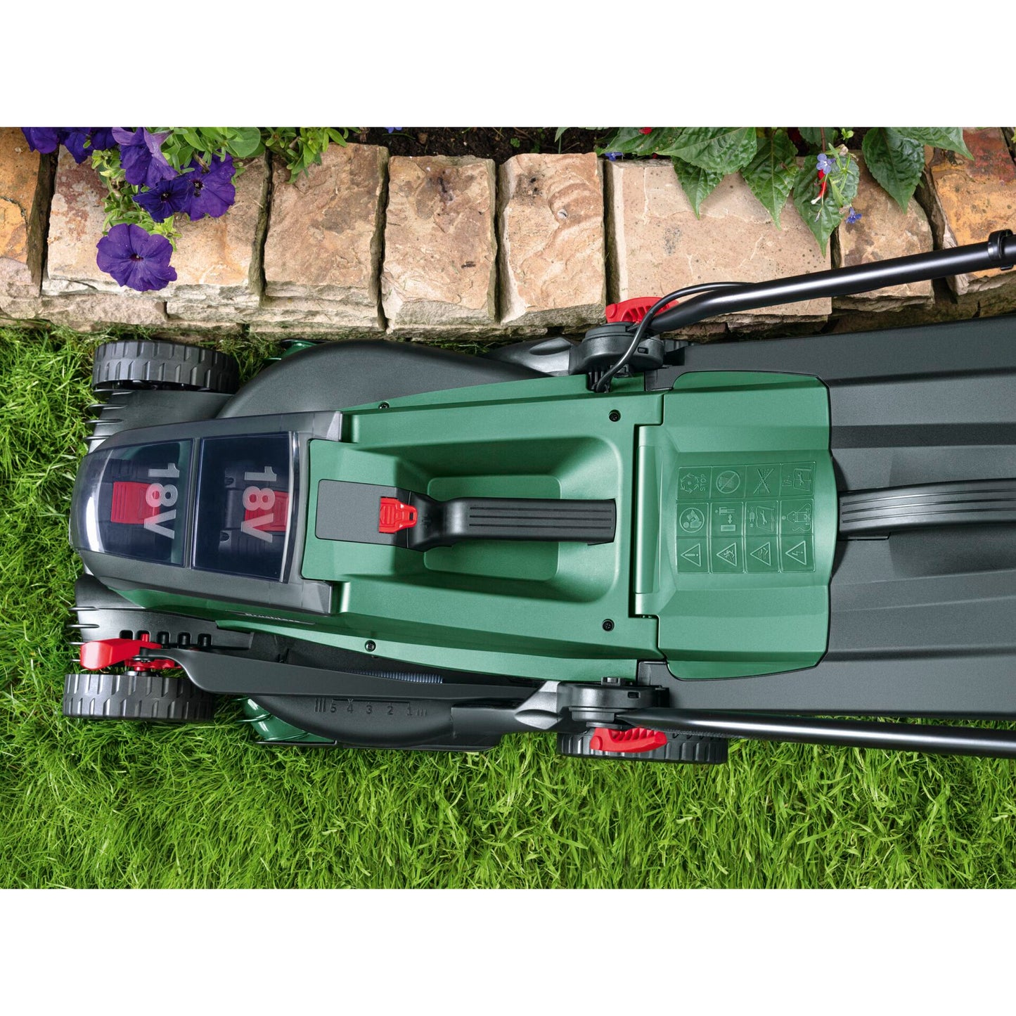Bosch UniversalRotak 18V-37-550 cordless lawn mower solo