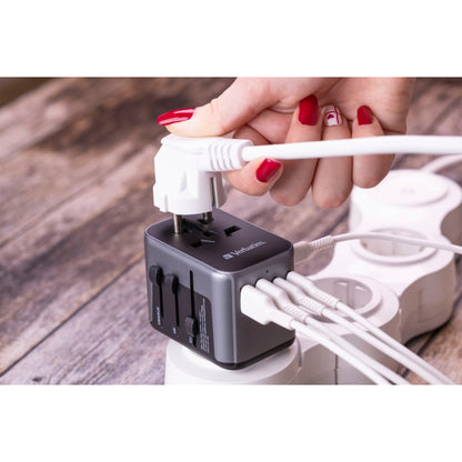 Verbatim Uni.Travel Adapt.UTA-03 USB-C 30W 2xUSB-C 2xUSB-A  49545