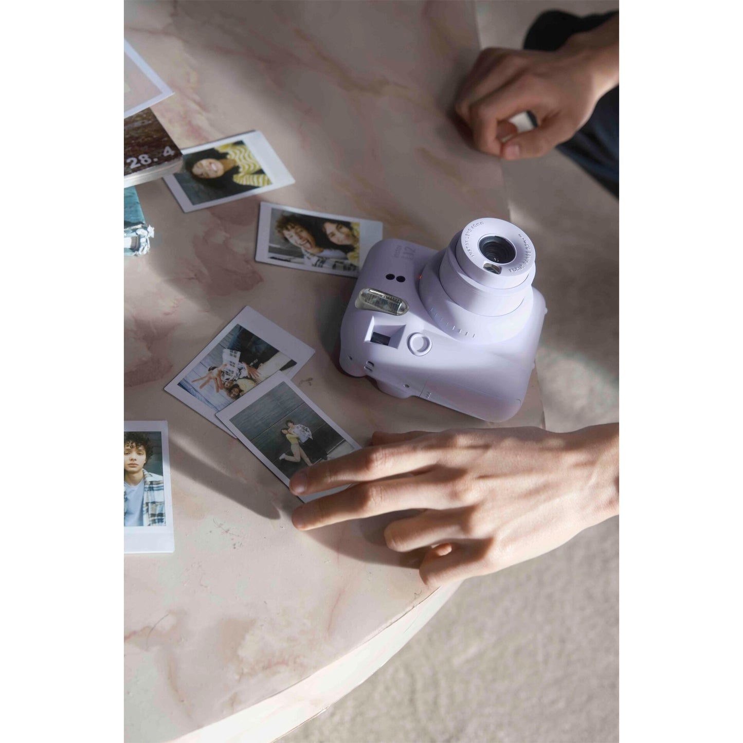 Fujifilm instax mini 12 lilac-purple