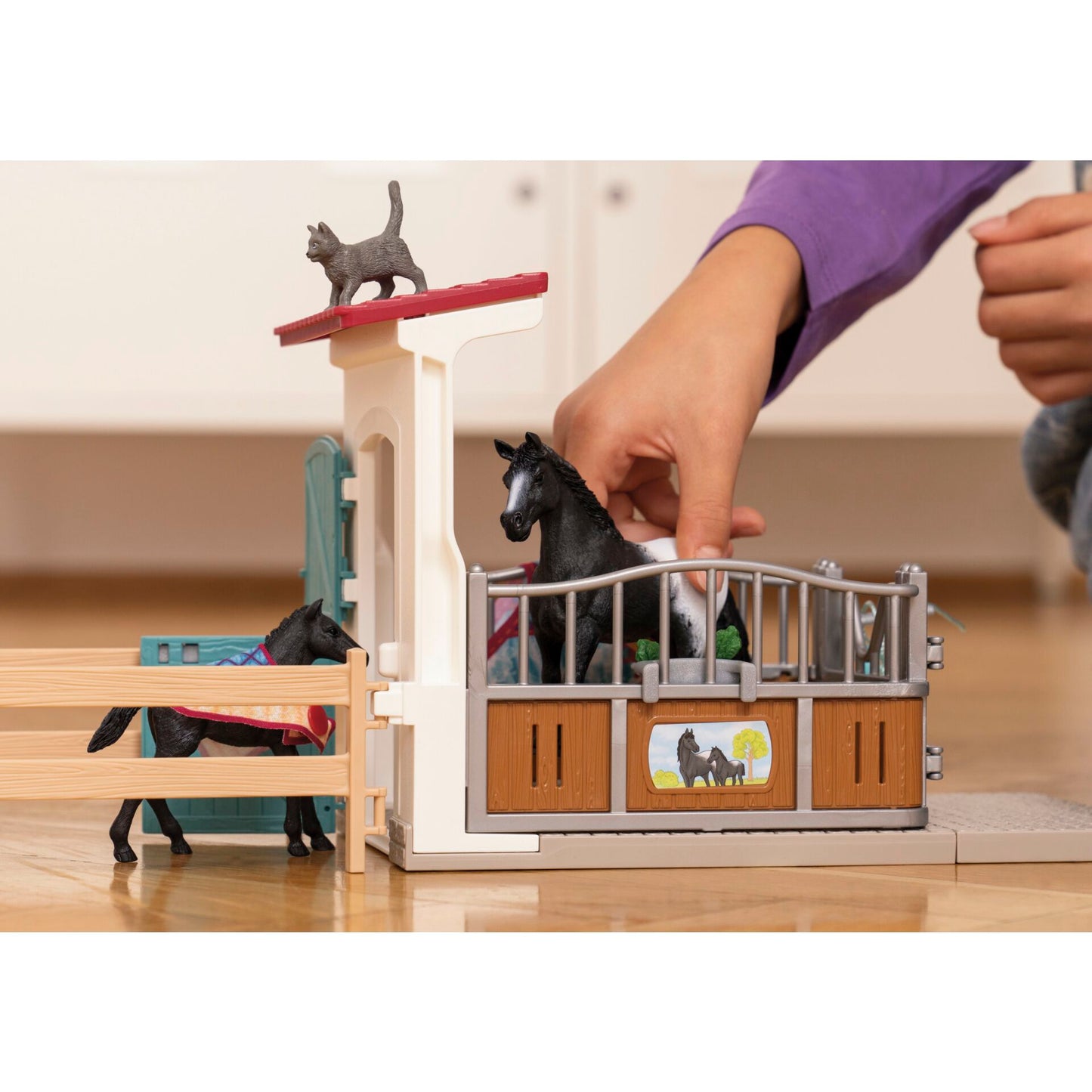 Schleich Horse Club     42611 Horse Box with Mare and Foal
