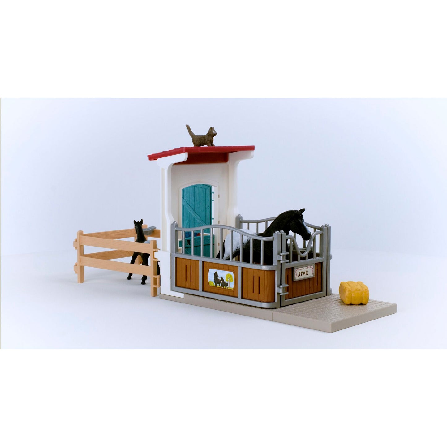 Schleich Horse Club     42611 Horse Box with Mare and Foal