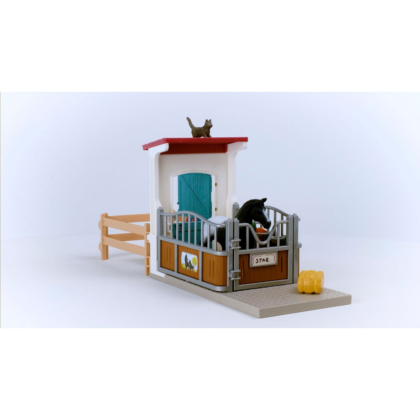 Schleich Horse Club     42611 Horse Box with Mare and Foal