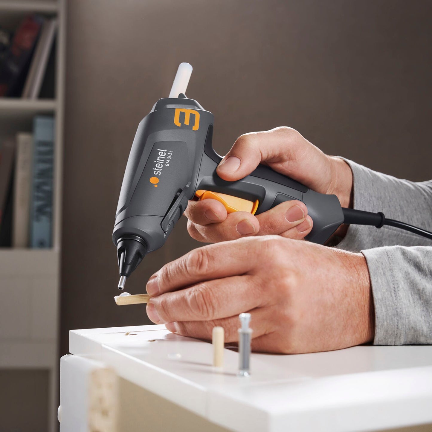 Steinel Gluematic 3011 Case Glue Gun