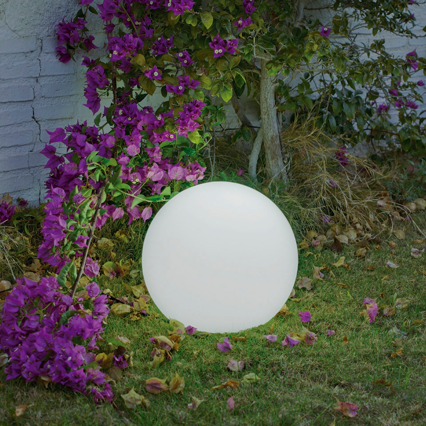 New Garden Buly 40 Round Patio Lamp