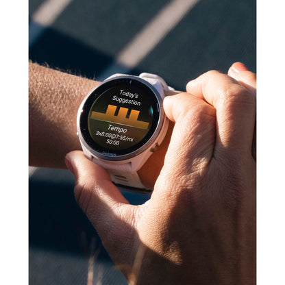 Garmin Forerunner 965 Whitestone/Powder Gray