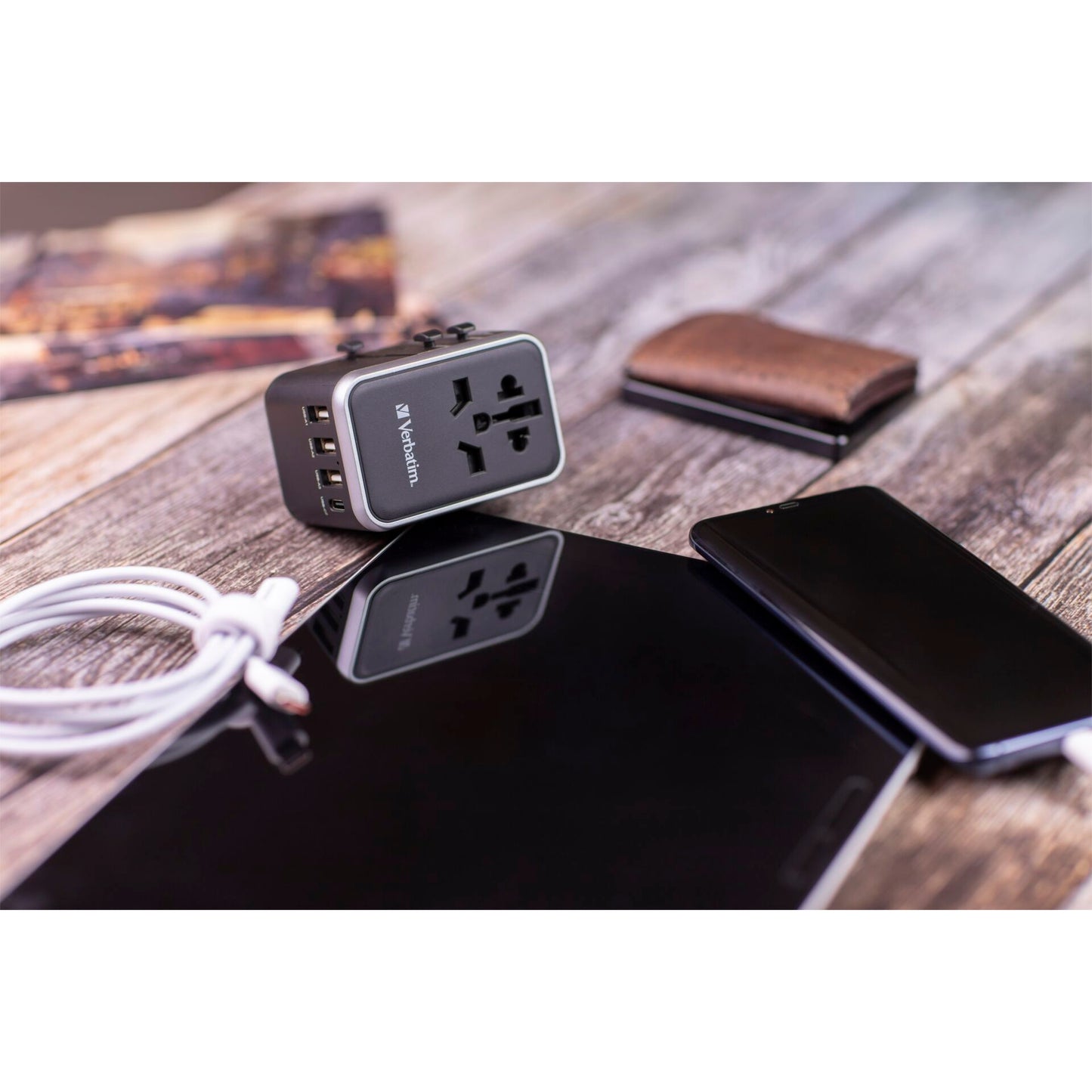 Verbatim Uni.Travel Adapt.UTA-04 USB-C 61W 2xUSB-C 3xUSB-A  49546