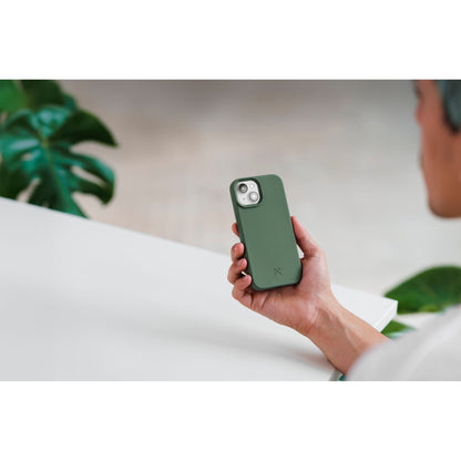 Woodcessories Bio Case MagSafe iPhone 15 Midnight Green