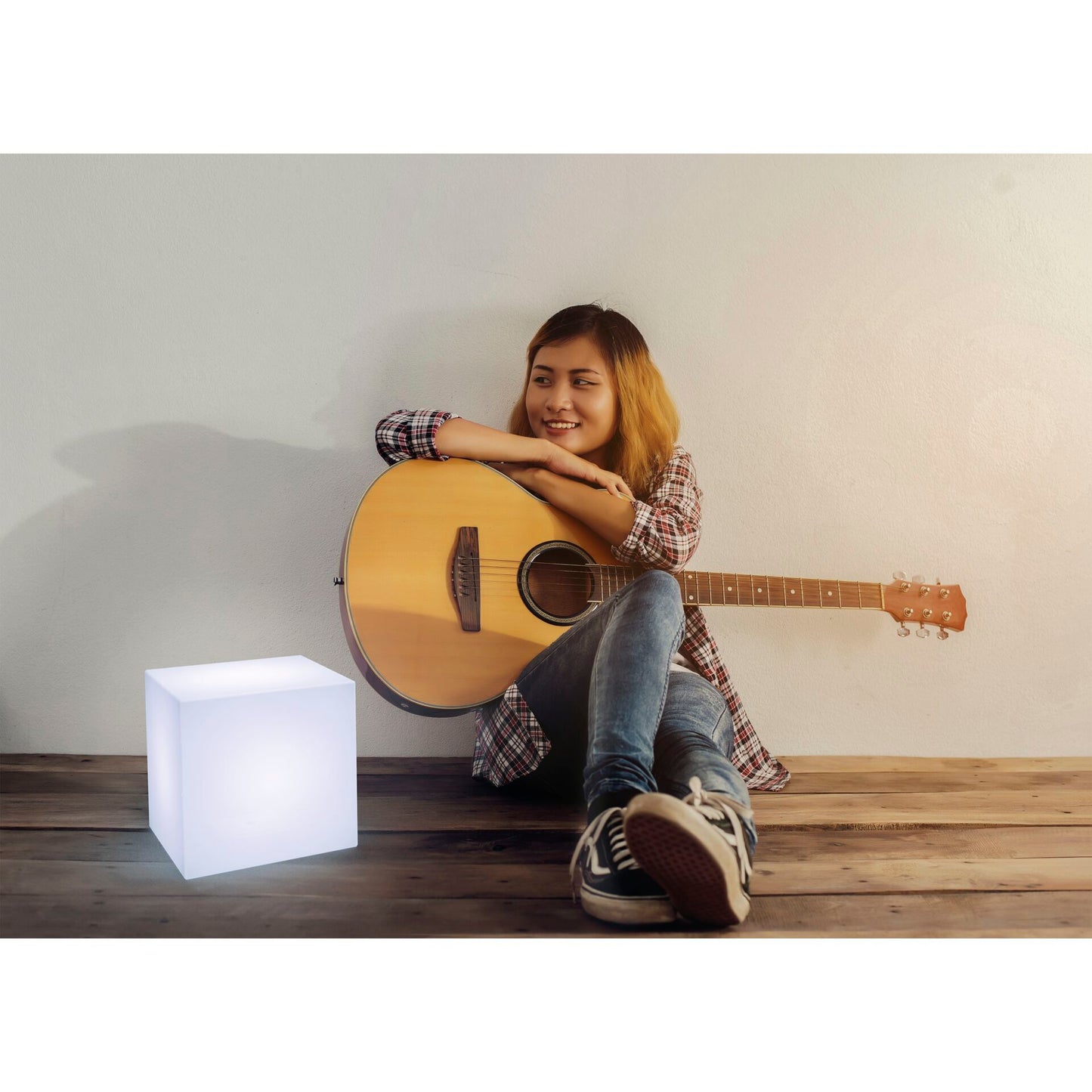 New Garden Cuby 32 Cable LED Outdoor Lamp White light