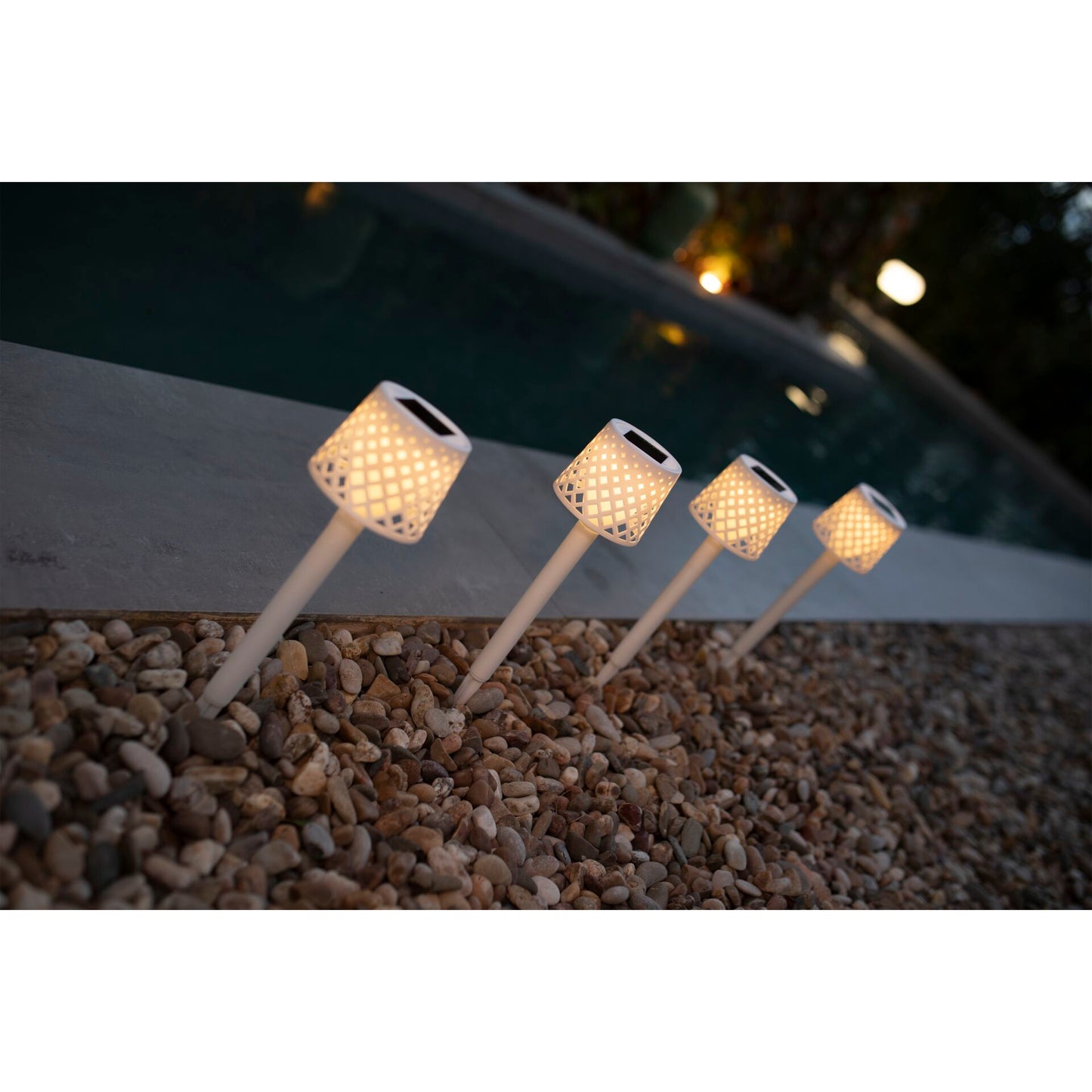 New Garden Gretita Solar Lamp Garden Spike   4 units  white