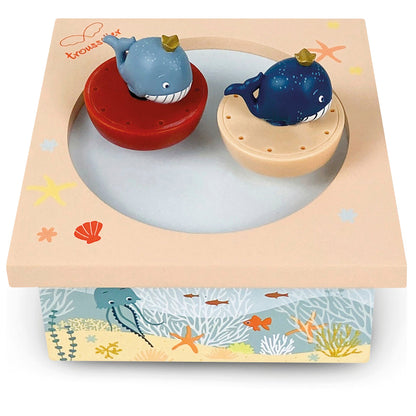 Trousselier Dancing Music Box Whales, magnetic