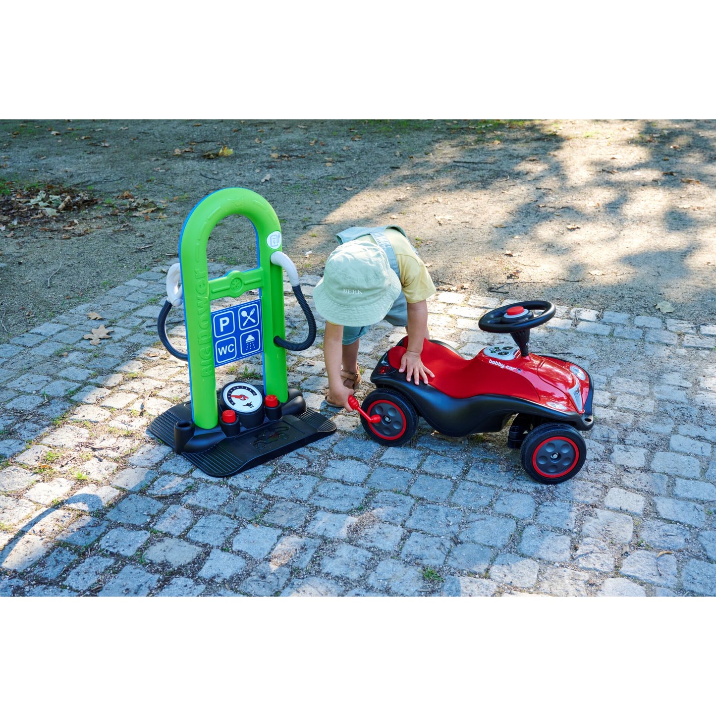 BIG Bobby Car Service Station