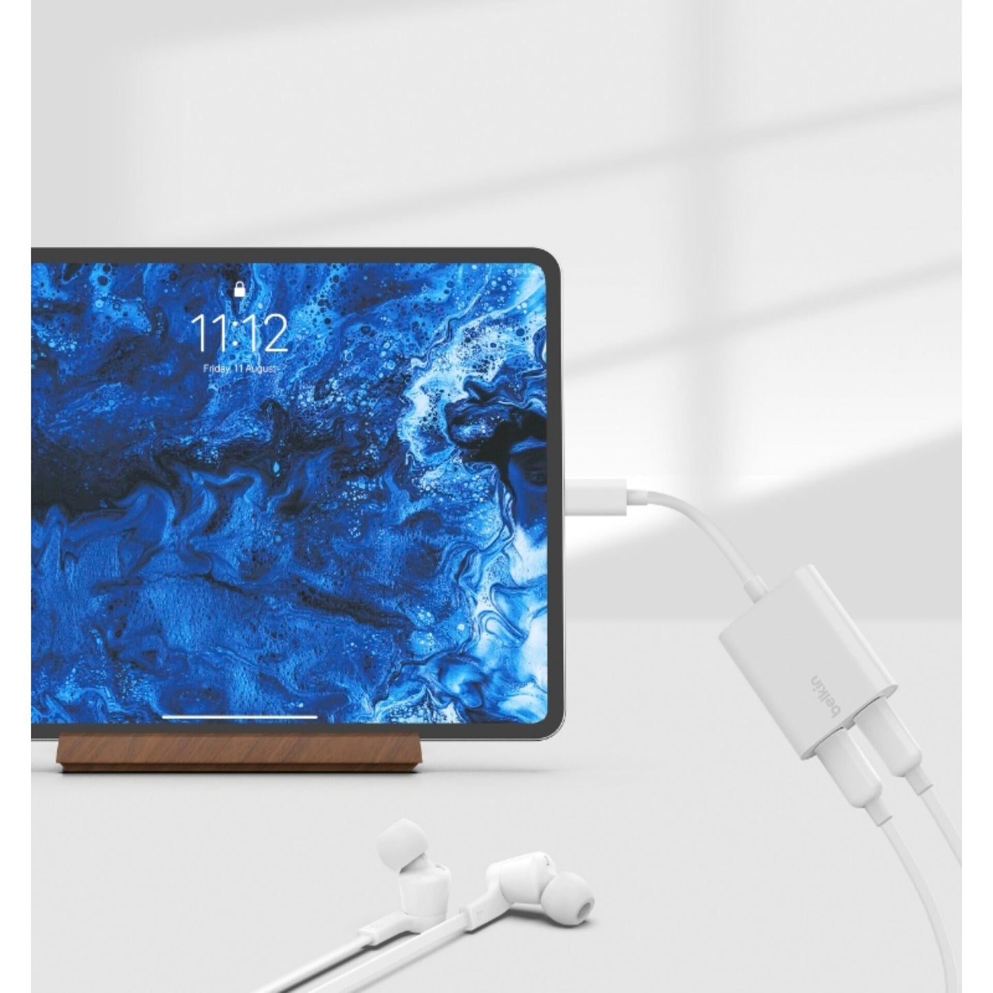 Belkin RockStar USB-C Audio- and Charge Adapter, white F7U081btWH