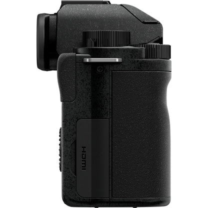 Panasonic Lumix DC-G100D black + H-FS 12-32 + DMW-SHGR2