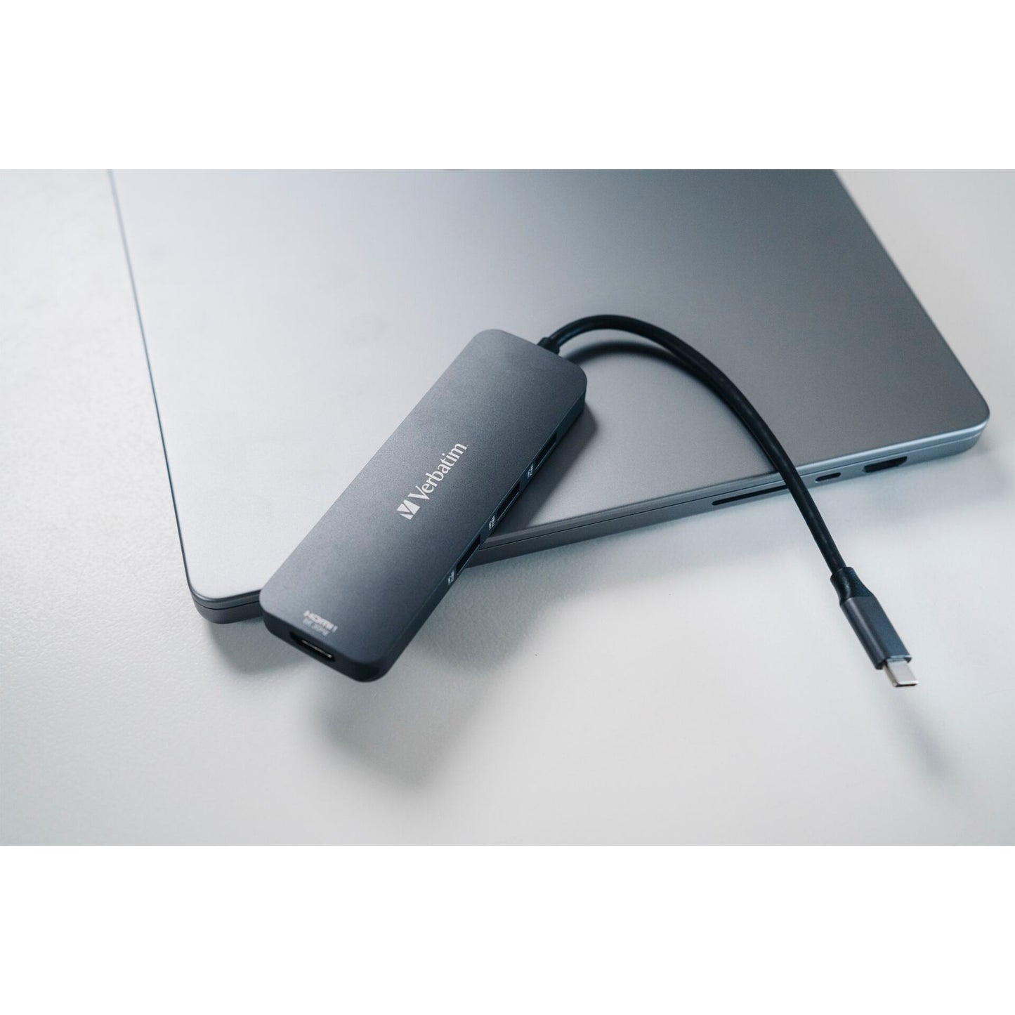 Verbatim USB-C Pro Multiport Hub 8 Port CMH-08              32151