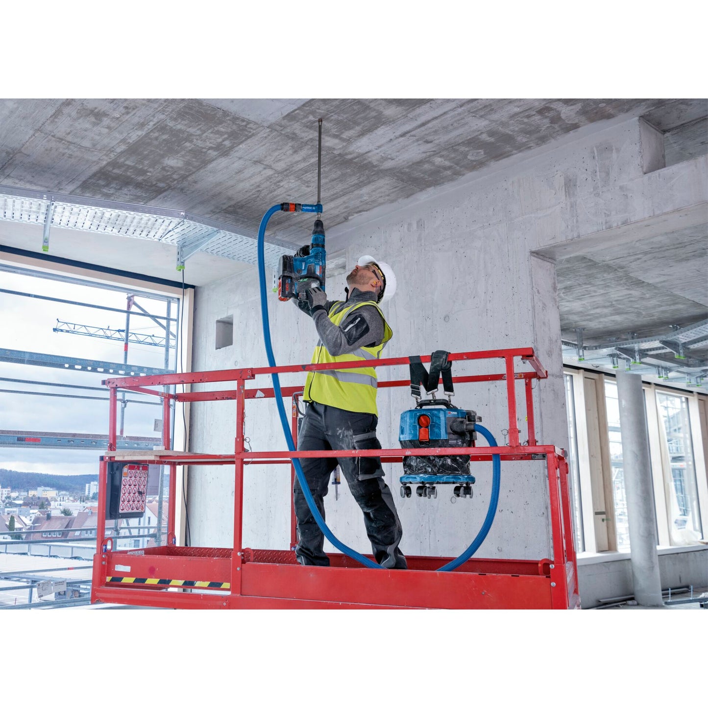 Bosch GAS 18V-12 MC vacuum cleaner cordless