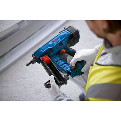 Bosch GNB 18V-38 Cordless Concrete Nailer