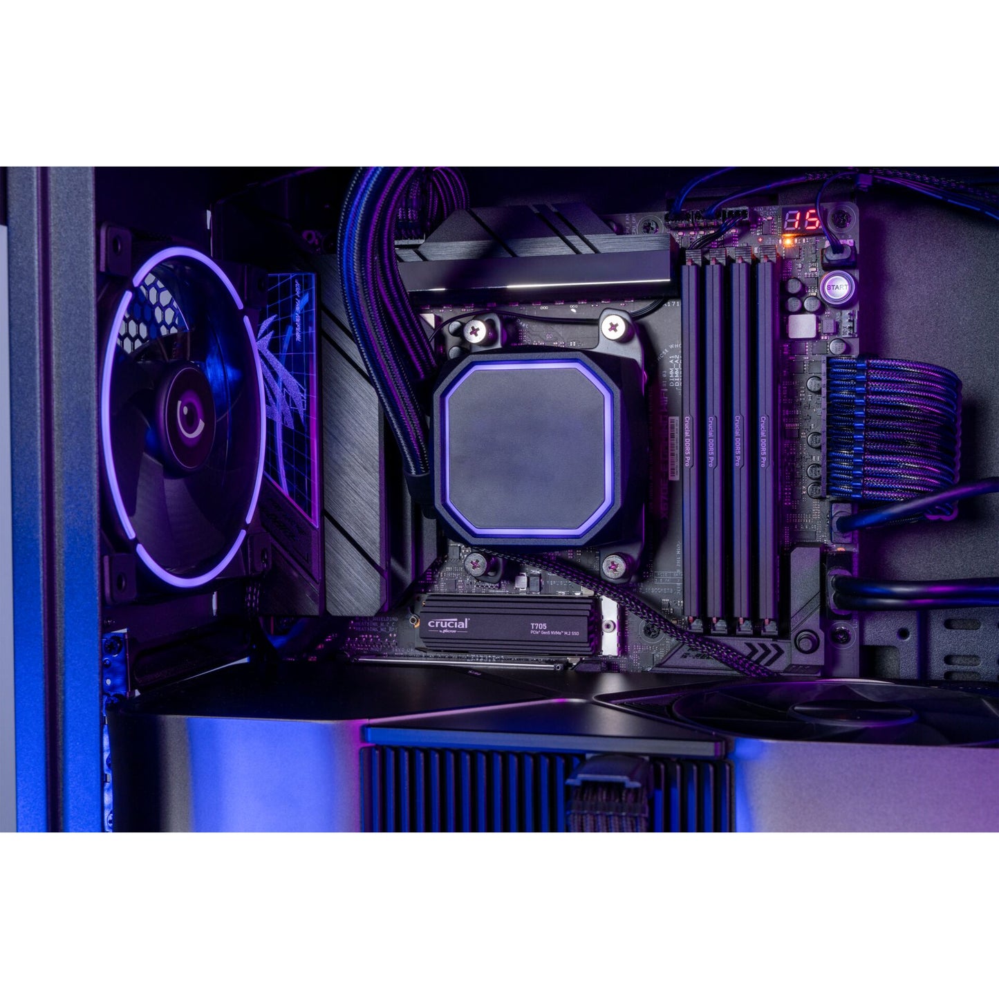 Crucial T705 with heatsink   2TB PCIe Gen5 NVMe M.2 SSD