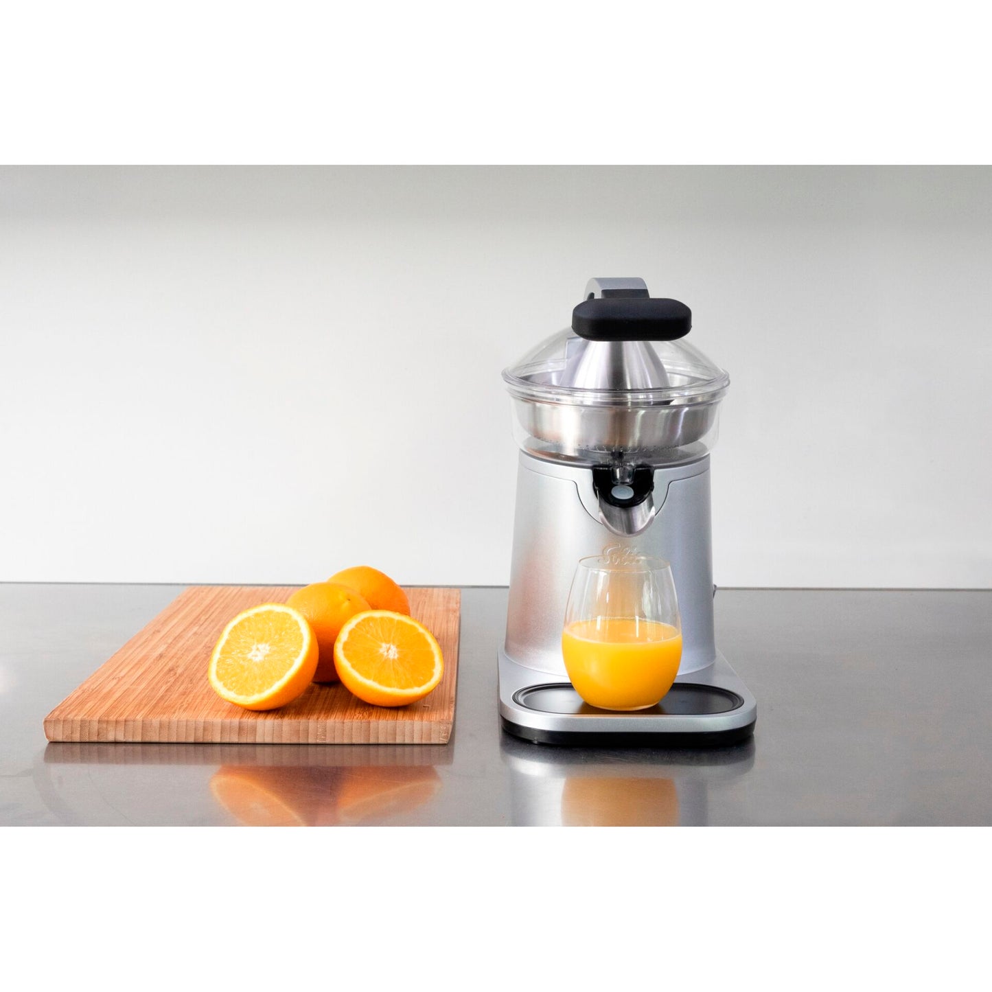 Solis Design Citrus Press Station 8454