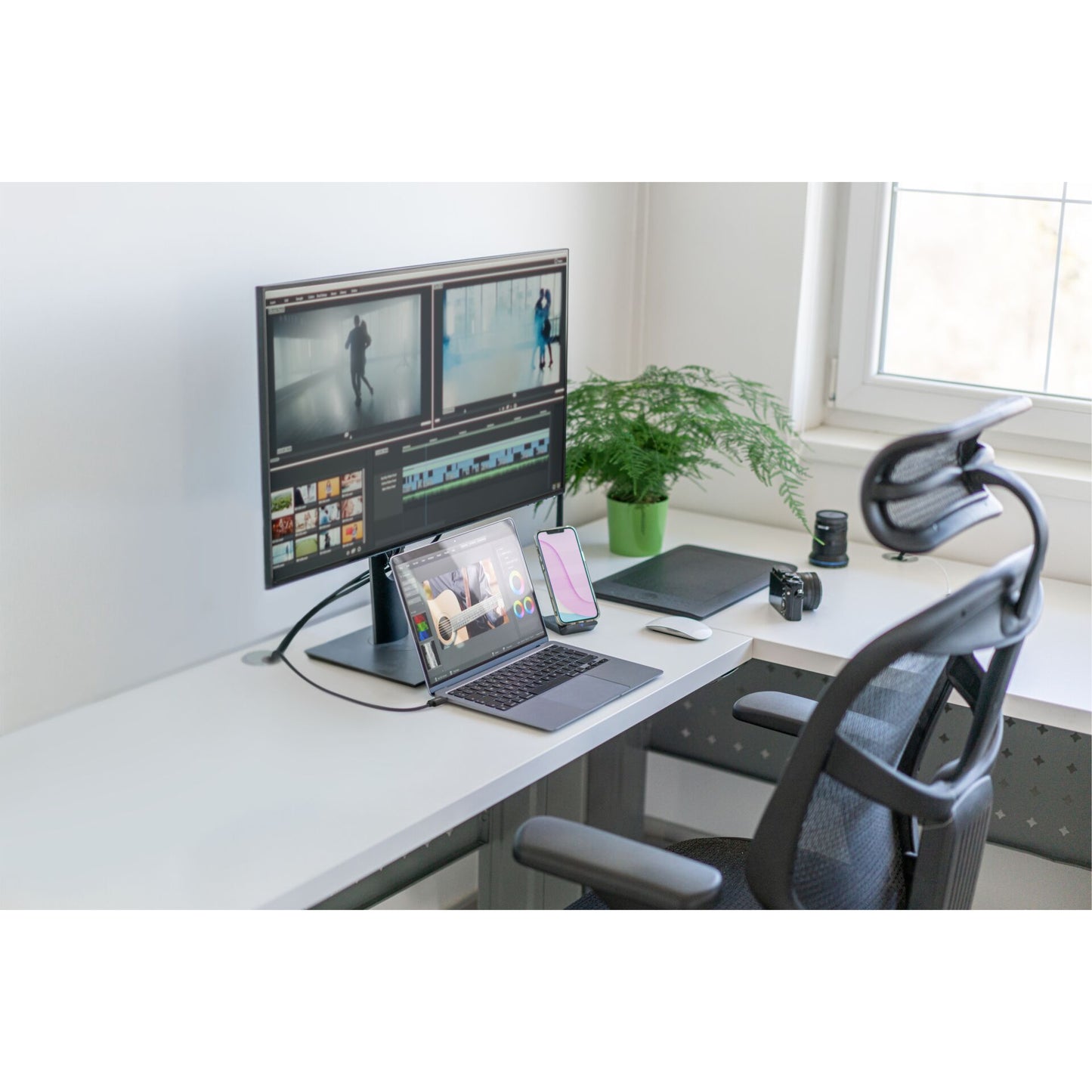 Belkin USB4 Cable USB-C/USB-C 2m 240W, 20Gbit/s, sw. INZ004bt2MBK