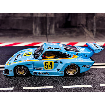 Carrera Digital 132     20030957 Porsche Kremer 935 K3  No.54