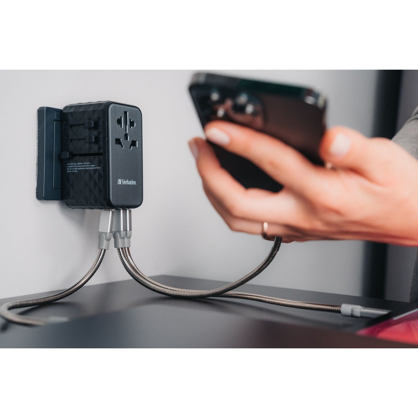 Verbatim GaN III Uni.Travel Adap 100W Welt-zu-Welt UTA-06   32121