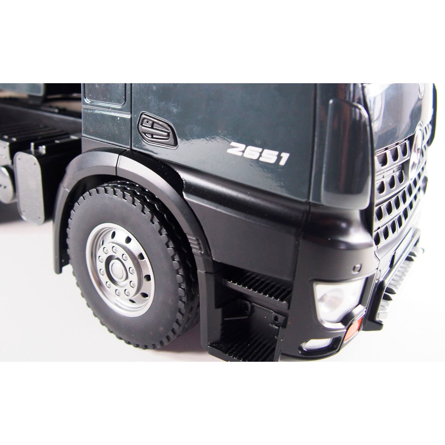 AMEWI Mercedes-Benz Arocs Dump Truck PRO Metal V2 RTR 2,4GHz