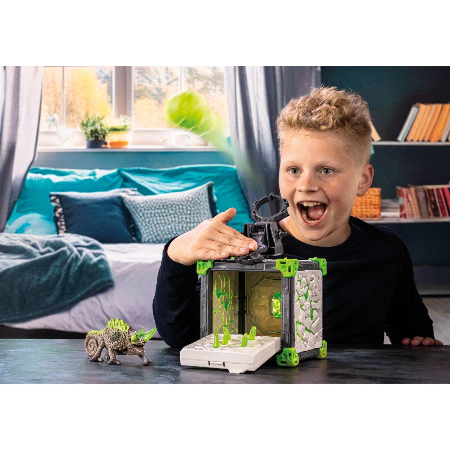 Schleich Eldrador Creatures BattleCave Stone Chameleon 42677