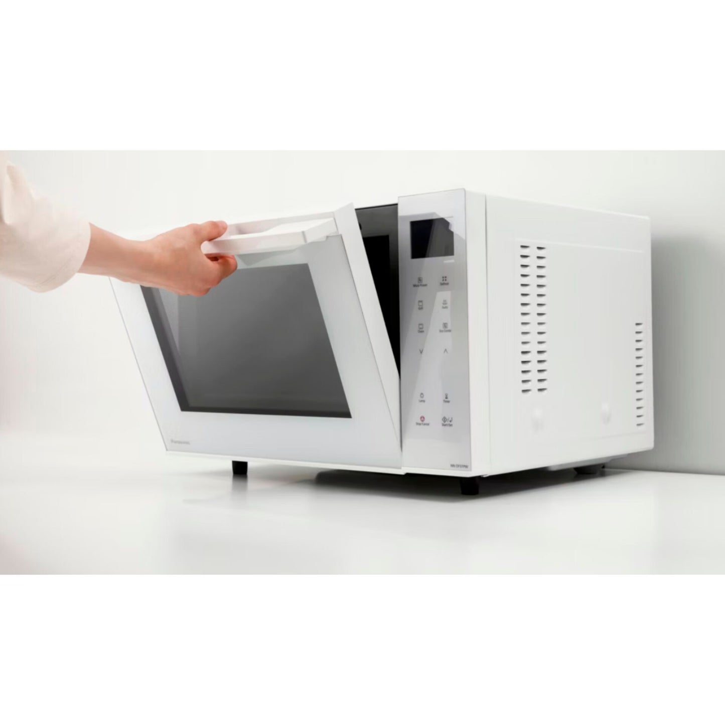 Panasonic NN-DF 37 PWEPG