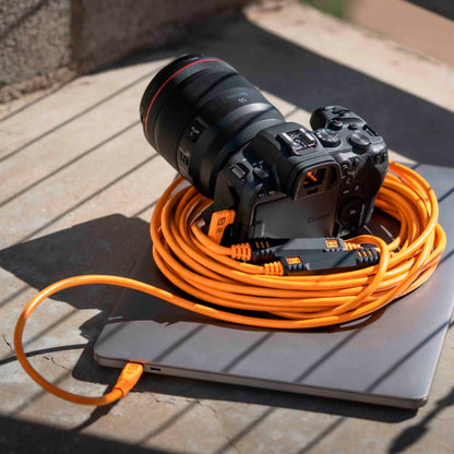 Tether Tools TetherPro USB-C auf USB-C rechter Winkel orange 9,4m