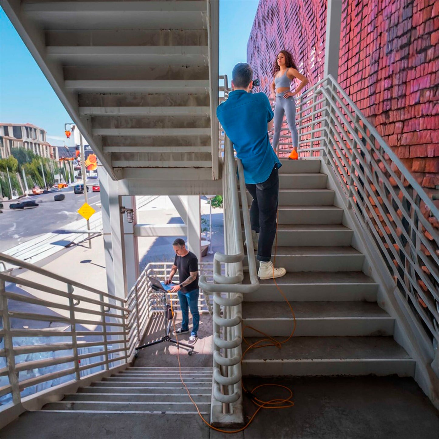 Tether Tools TetherPro USB-C auf USB-C rechter Winkel orange 9,4m