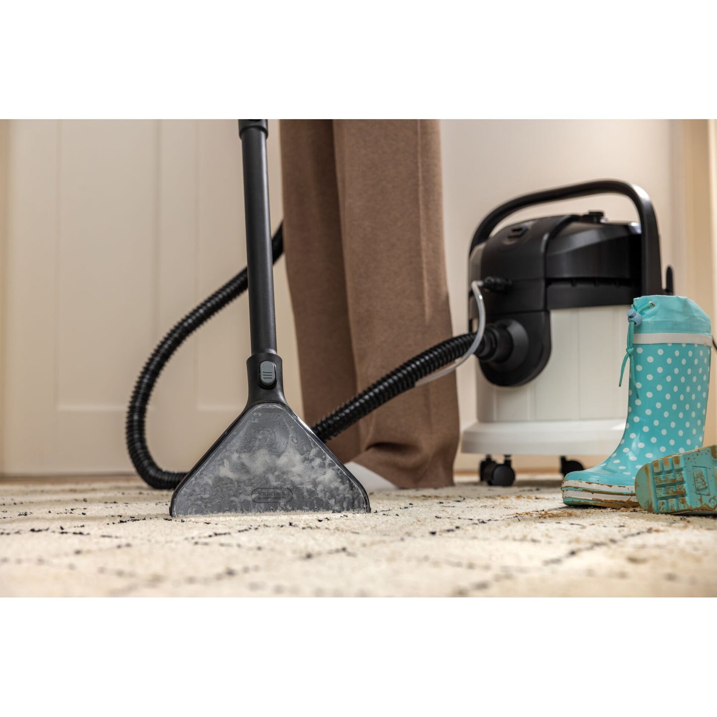 Kärcher SE 4 Spray Extraction Cleaner