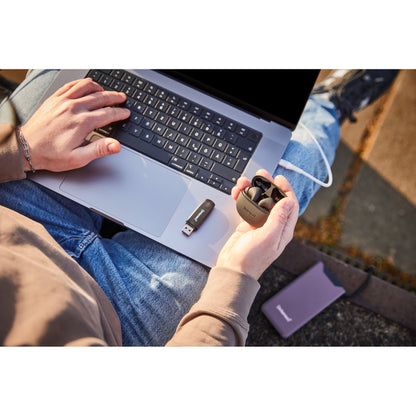 Intenso Powerbank F10000    Lila 10000 mAh incl. USB-C to Type-C